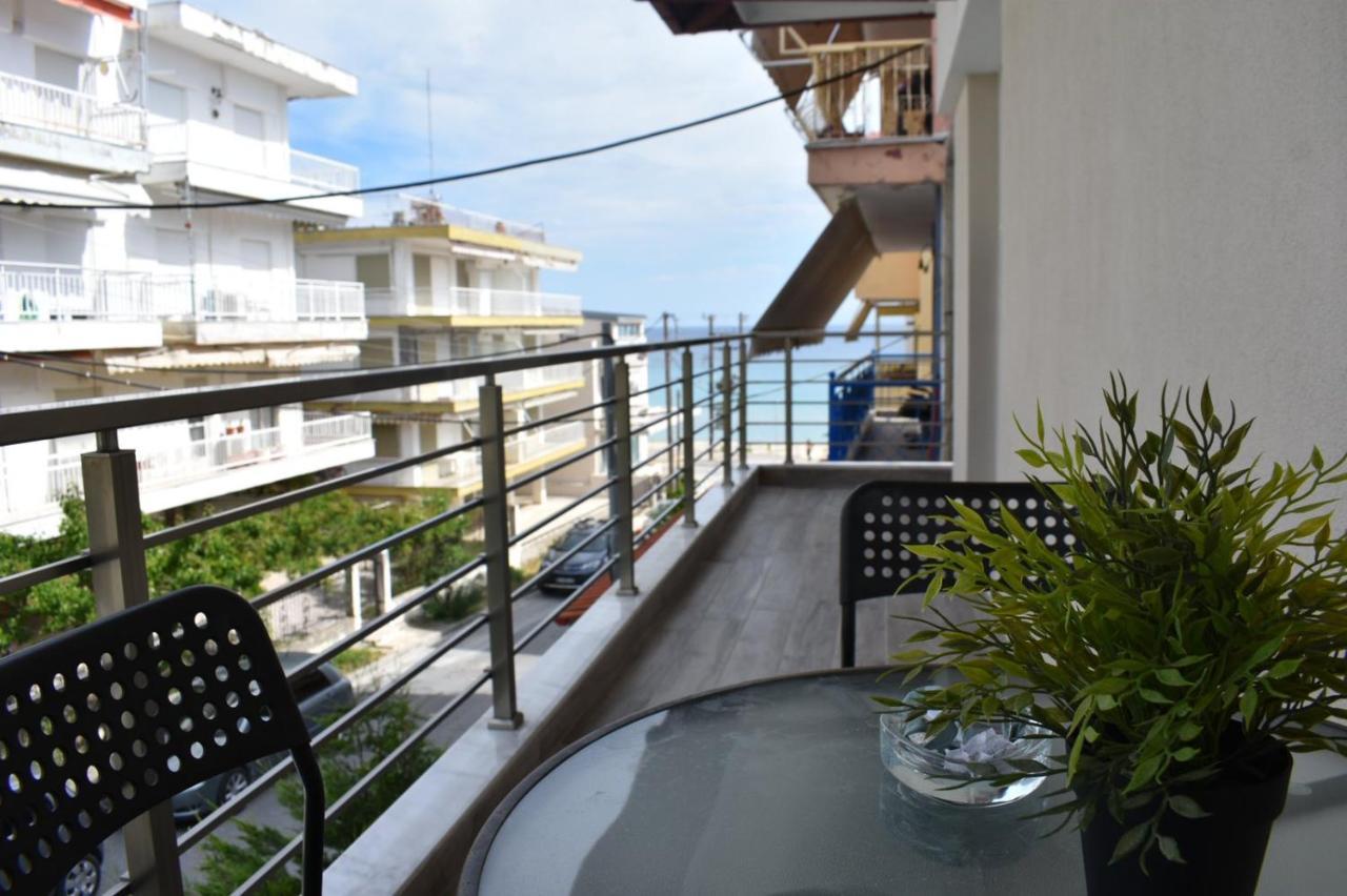 Davidana Deluxe Apartments Nea Kallikrateia Exterior photo